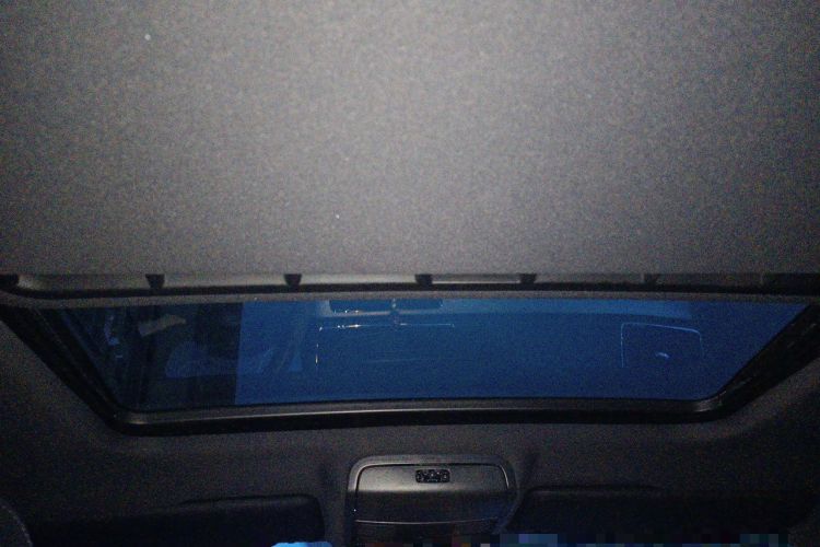 Used Volkswagen Passat 2011 3.0L V6 DSG Flagship Edition Headliner