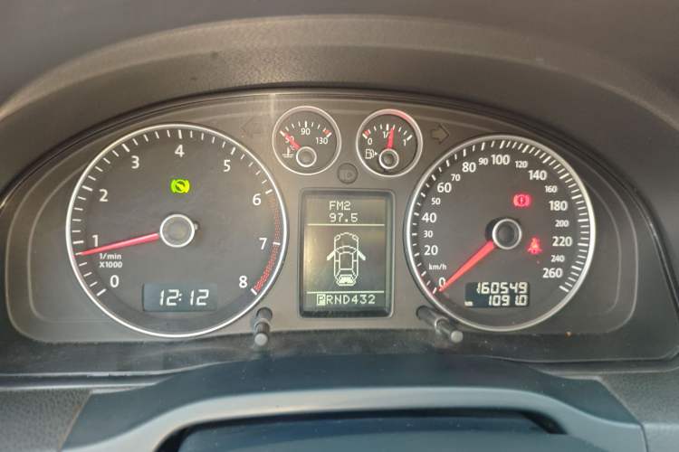 Used Volkswagen Passat 2011 1.8T Automatic Luxury Model Instrument Cluster