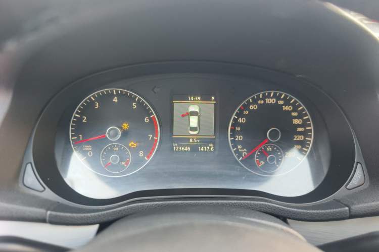 Used Volkswagen Passat 2011 2.0 TSI DSG Ultimate Edition Instrument Cluster