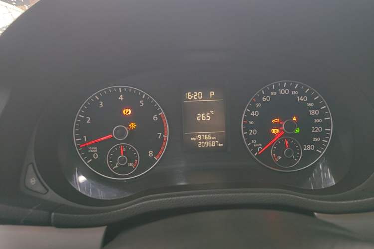 Used Volkswagen Passat 2011 1.8 TSI DSG Prestige Edition Instrument Cluster