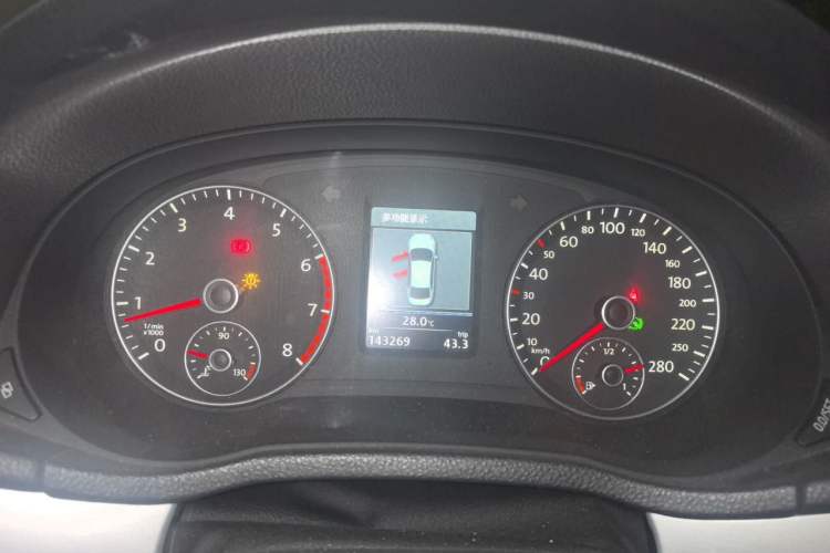 Used Volkswagen Passat 2011 2.0 TSI DSG Ultimate Edition Instrument Cluster