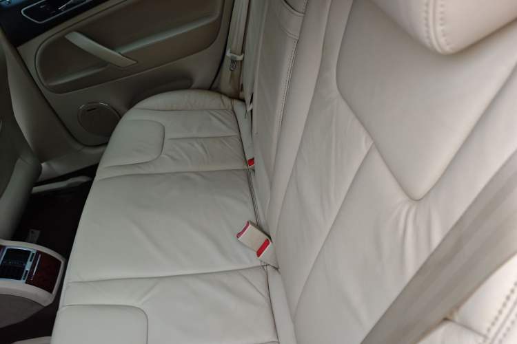 Used Volkswagen Passat 2011 1.8T Automatic Luxury Model Left Rear Seat