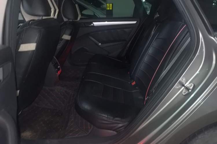 Used Volkswagen Passat 2011 2.0 TSI DSG Ultimate Edition Left Rear Seat