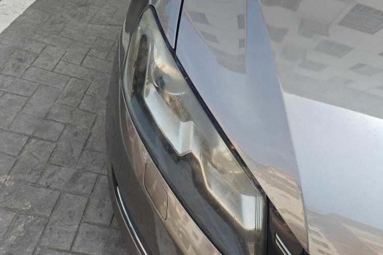 Used Volkswagen Passat 2011 1.8TSI DSG Prestige Edition Right Front Headlight