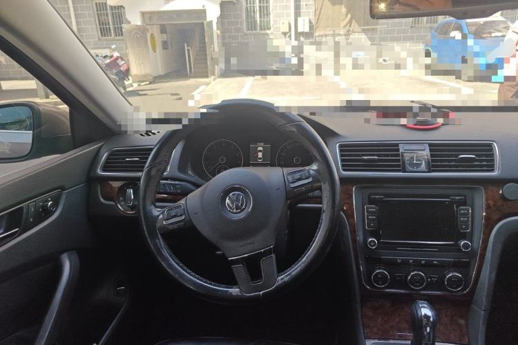 Used Volkswagen Passat 2011 1.8TSI DSG Prestige Edition Steering Wheel