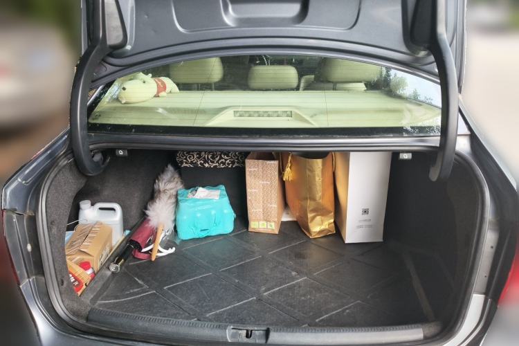Used Volkswagen Passat 2011 1.8TSI Automatic Prestige Edition Trunk