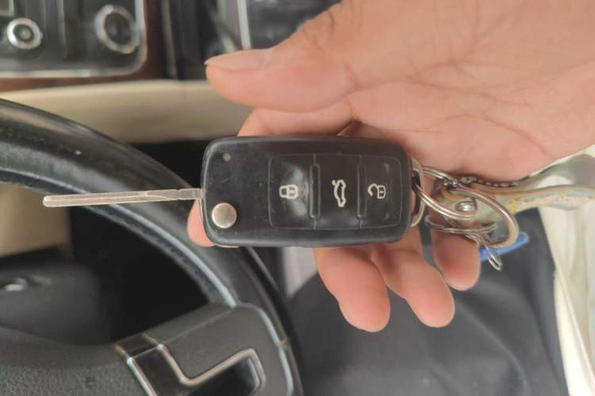 Used Volkswagen Passat 2011 1.8TSI DSG Prestige Edition Vehicle Key