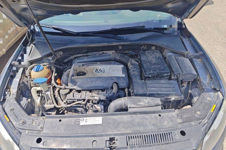 Used Volkswagen Passat 2011 1.8TSI DSG Prestige Edition Engine Bay