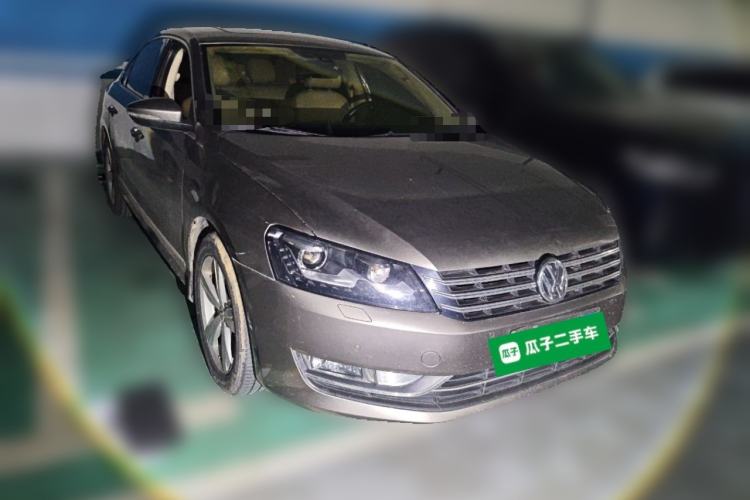 Used Volkswagen Passat 2011 1.8TSI DSG Prestige Edition Front Right 45 Deg