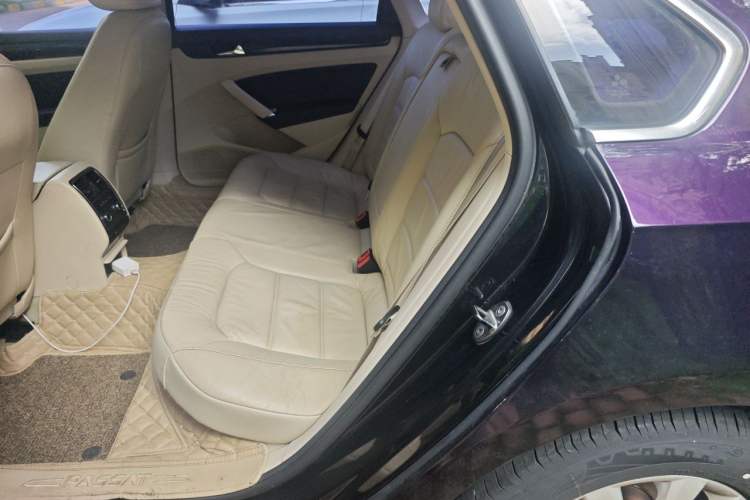 Used Volkswagen Passat 2011 1.8 TSI DSG Prestige Edition Left Rear Seat