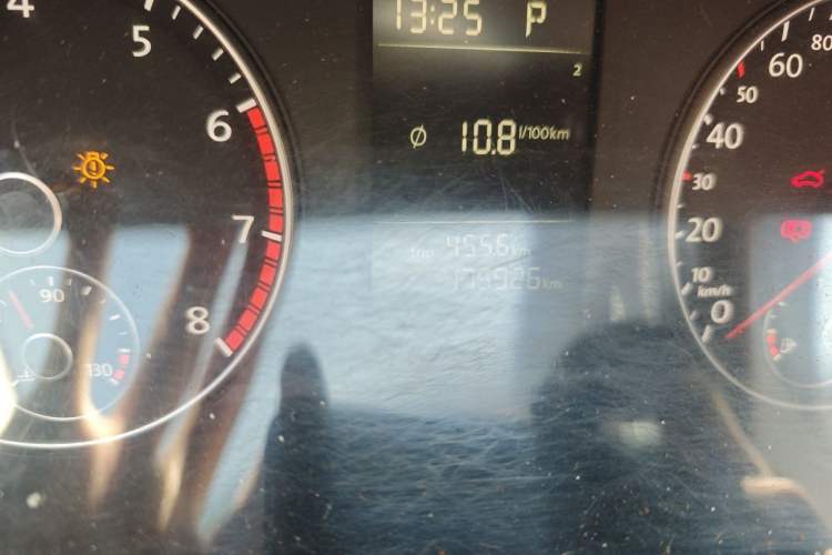 Used Volkswagen Passat 2011 1.8 TSI DSG Prestige Edition Odometer Close Up