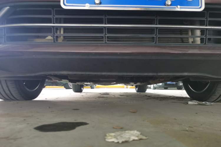 Used Volkswagen Passat 2011 2.0 TSI DSG Ultimate Edition Chassis Front