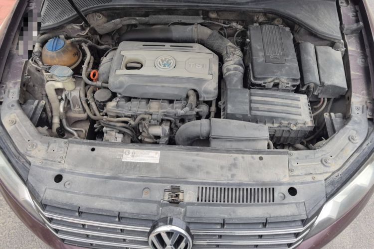 Used Volkswagen Passat 2011 1.8 TSI DSG Prestige Edition Engine Bay