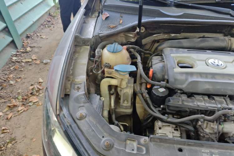 Used Volkswagen Passat 2011 2.0 TSI DSG Ultimate Edition Engine Bay Right