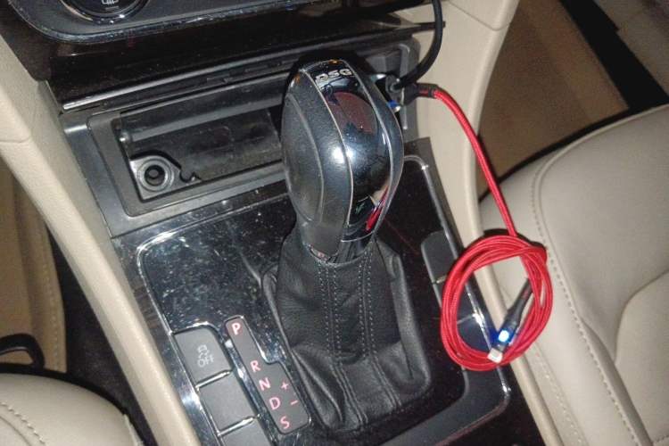 Used Volkswagen Passat 2011 1.8 TSI DSG Prestige Edition Gear Lever