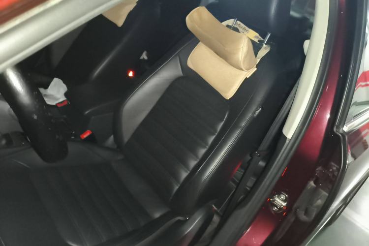 Used Volkswagen Passat 2011 1.8TSI DSG Prestige Edition Left Front Seat