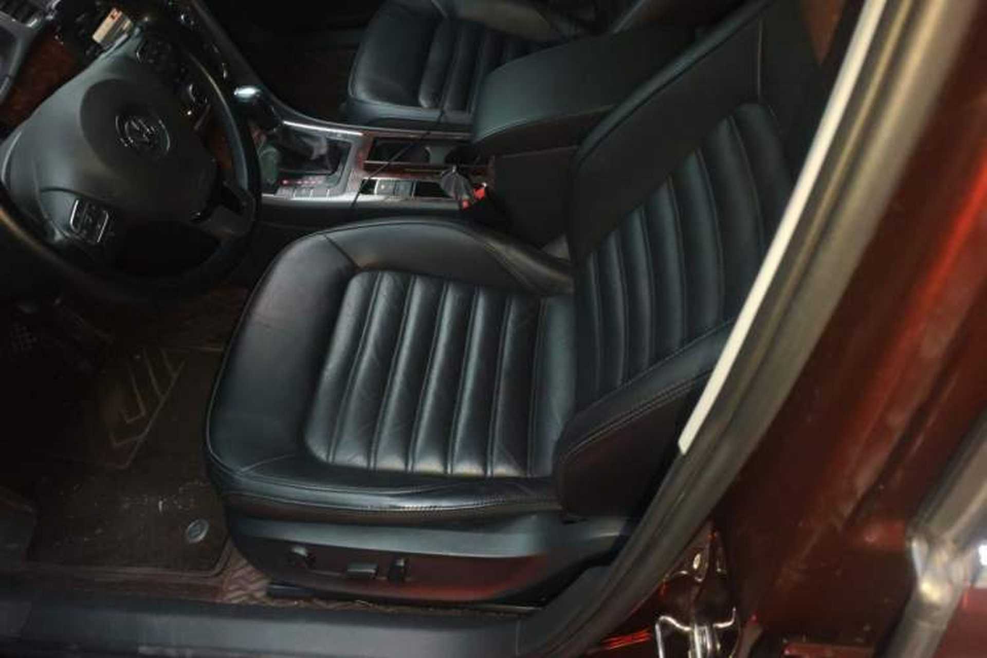Used Volkswagen Passat 2011 1.8TSI DSG Prestige Edition Left Front Seat