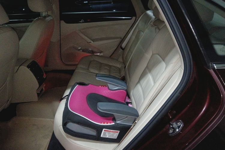 Used Volkswagen Passat 2011 1.8 TSI DSG Prestige Edition Left Rear Seat