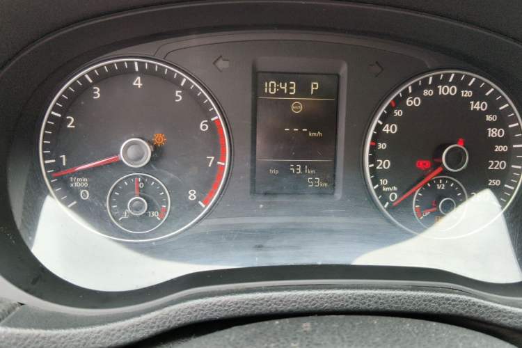 Used Volkswagen Passat 2011 1.8TSI Automatic Prestige Edition Odometer Close Up