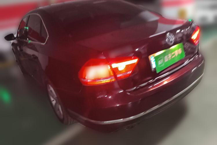 Used Volkswagen Passat 2011 1.8TSI DSG Prestige Edition Rear Left 45 Deg