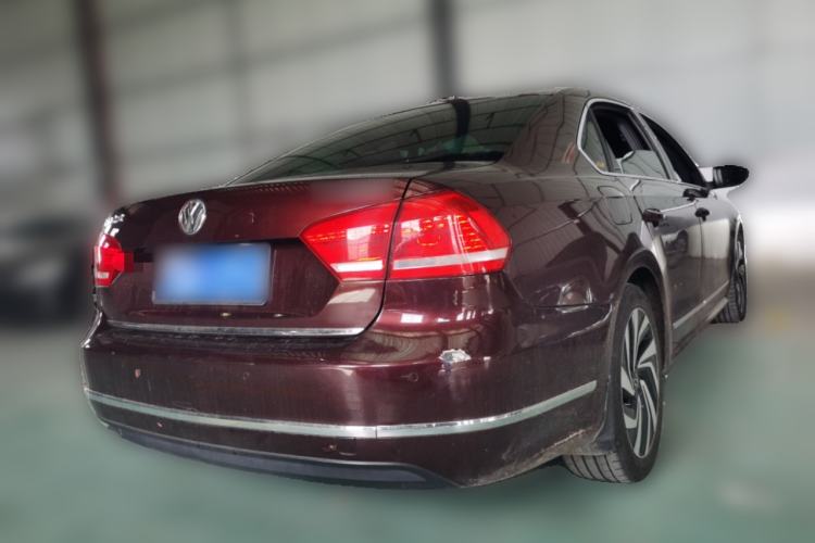 Used Volkswagen Passat 2011 2.0 TSI DSG Ultimate Edition Rear Right 45 Deg