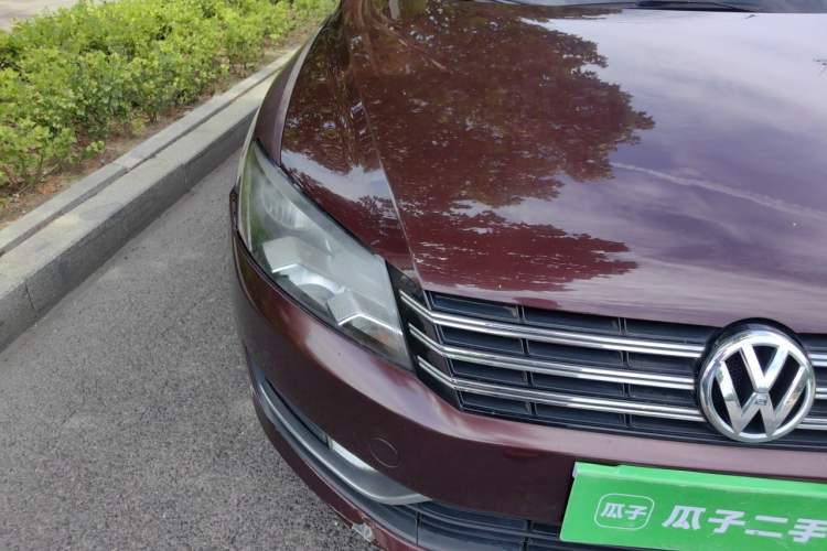 Used Volkswagen Passat 2011 1.8 TSI DSG Prestige Edition Right Front Headlight