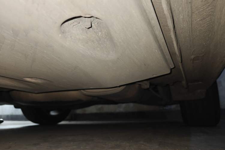 Used Volkswagen Passat 2011 2.0 TSI DSG Premium Edition Chassis Rear Left