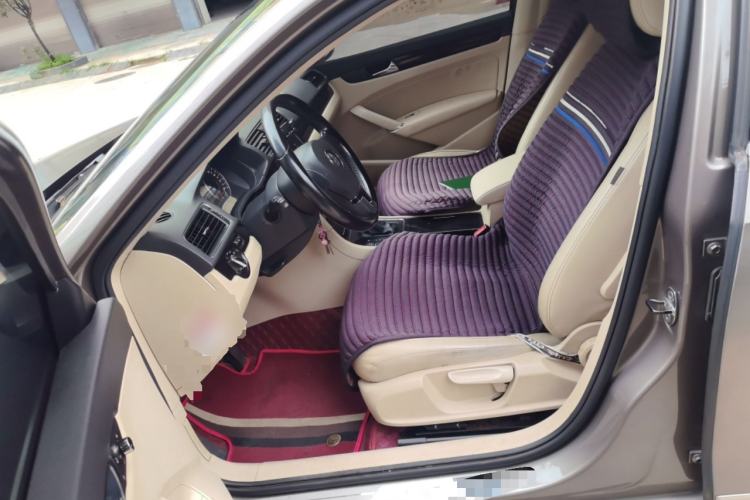 Used Volkswagen Passat 2011 1.8TSI Automatic Prestige Edition Driver Seat