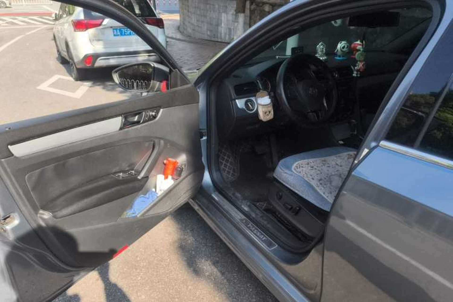 Used Volkswagen Passat 2011 1.8 TSI DSG Ultimate Edition Driver Seat
