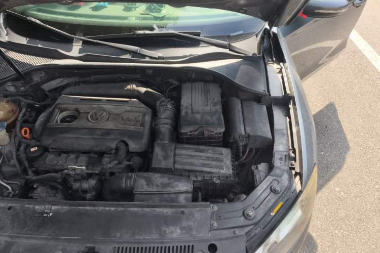 Used Volkswagen Passat 2011 1.8 TSI DSG Ultimate Edition Engine Bay Left
