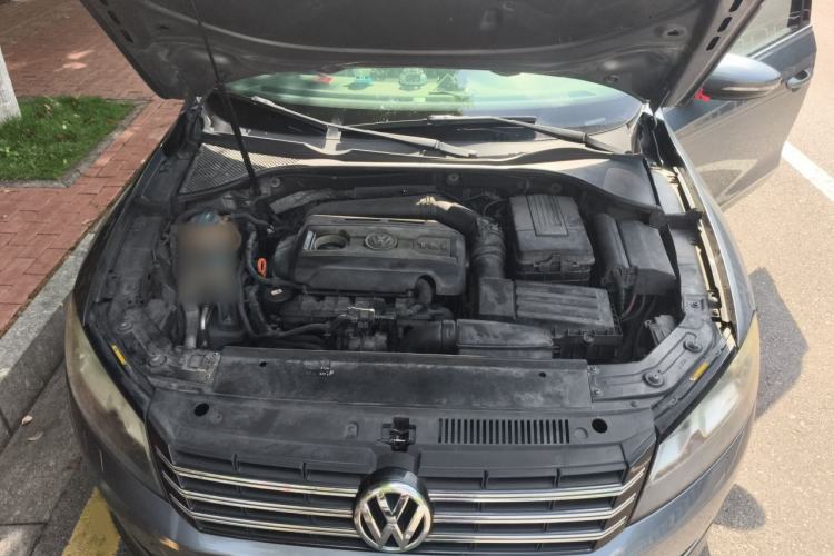Used Volkswagen Passat 2011 1.8 TSI DSG Ultimate Edition Engine Bay