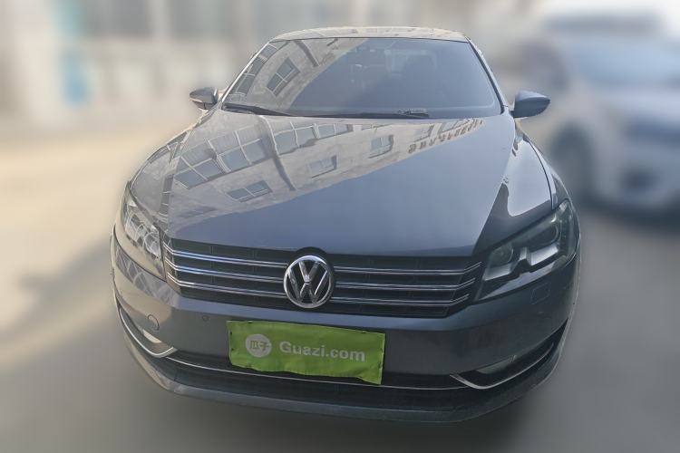 Used Volkswagen Passat 2011 1.8 TSI DSG Ultimate Edition Front