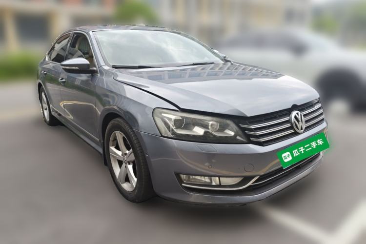 Used Volkswagen Passat 2011 2.0 TSI DSG Premium Edition Front Right 45 Deg