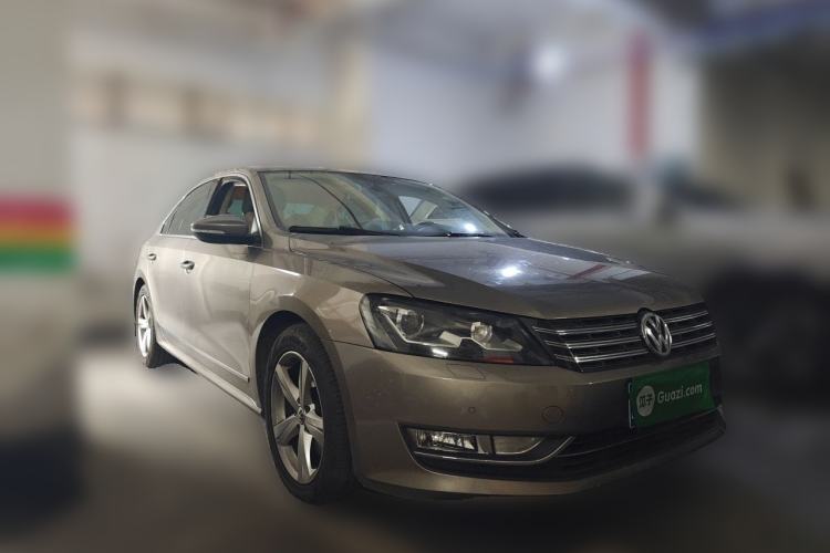 Used Volkswagen Passat 2011 2.0 TSI DSG Premium Edition Front Right 45 Deg