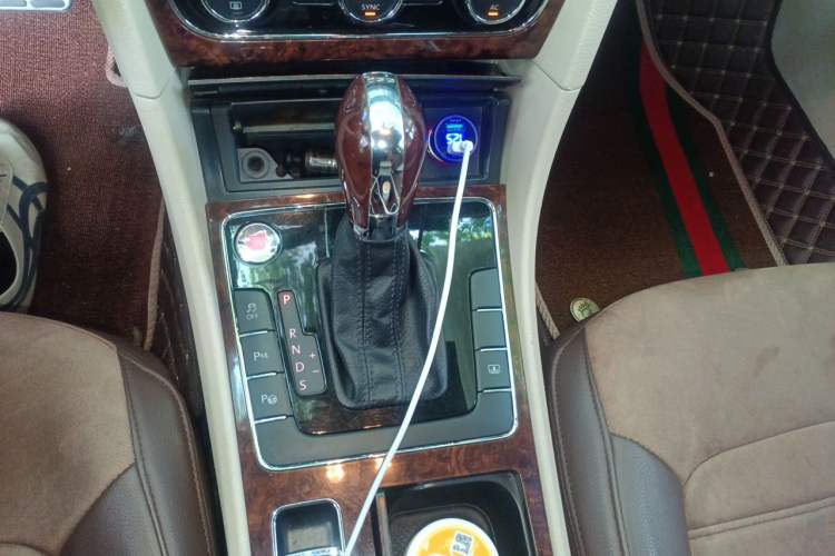 Used Volkswagen Passat 2011 3.0L V6 DSG Flagship Edition Gear Lever