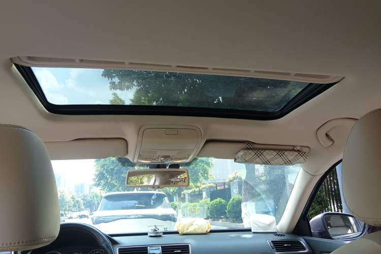 Used Volkswagen Passat 2011 2.0 TSI DSG Premium Edition Headliner