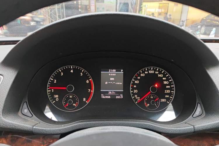 Used Volkswagen Passat 2011 1.8TSI DSG Prestige Edition Instrument Cluster
