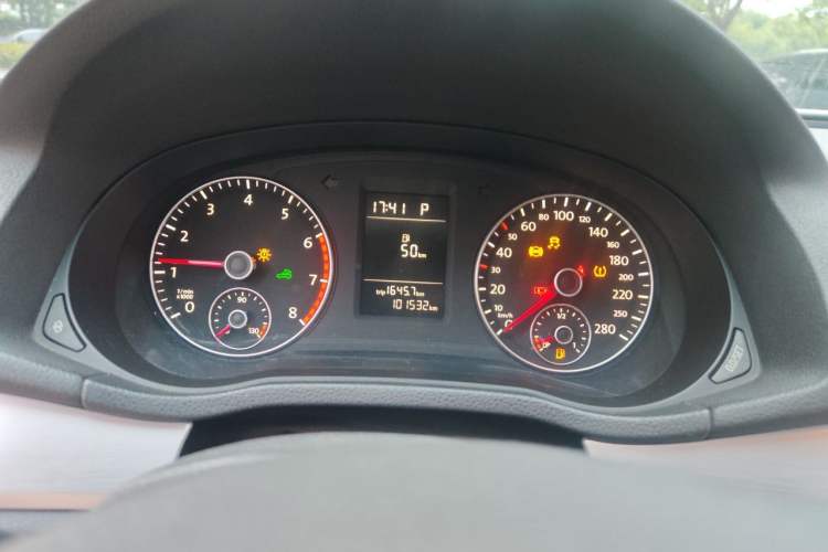 Used Volkswagen Passat 2011 1.8 TSI DSG Prestige Edition Instrument Cluster