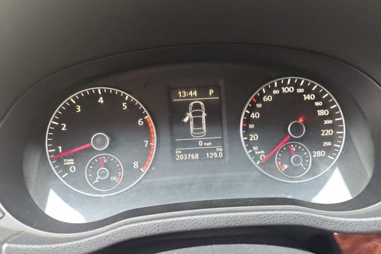 Used Volkswagen Passat 2011 2.0 TSI DSG Premium Edition Instrument Cluster