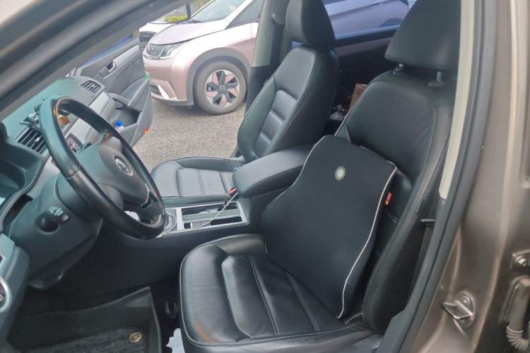 Used Volkswagen Passat 2011 1.8 TSI DSG Prestige Edition Left Front Seat