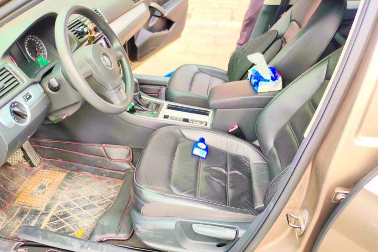 Used Volkswagen Passat 2011 1.8TSI Automatic Prestige Edition Left Front Seat