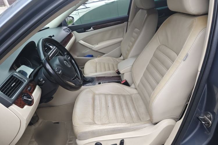 Used Volkswagen Passat 2011 2.0 TSI DSG Premium Edition Left Front Seat