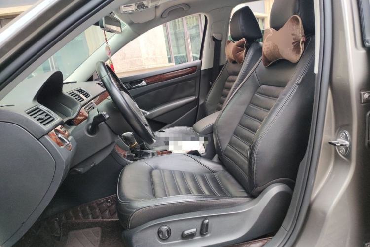 Used Volkswagen Passat 2011 1.8 TSI DSG Ultimate Edition Left Front Seat