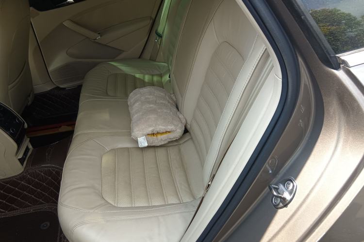 Used Volkswagen Passat 2011 2.0 TSI DSG Premium Edition Left Rear Seat