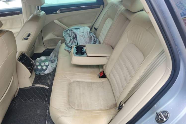 Used Volkswagen Passat 2011 1.8 TSI DSG Ultimate Edition Left Rear Seat