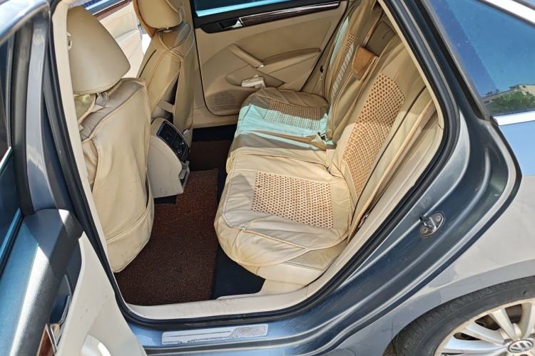Used Volkswagen Passat 2011 1.8 TSI DSG Ultimate Edition Left Rear Seat
