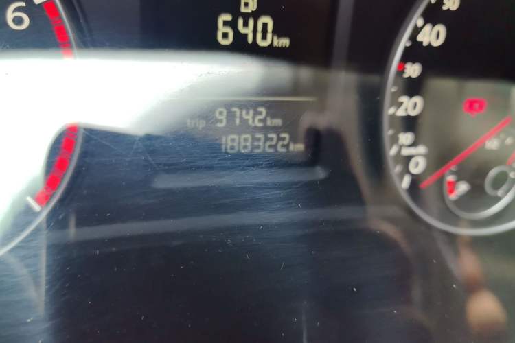 Used Volkswagen Passat 2011 1.8TSI Automatic Prestige Edition Odometer Close Up
