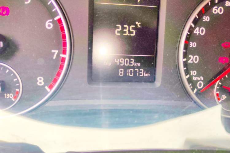 Used Volkswagen Passat 2011 1.8TSI Automatic Prestige Edition Odometer Close Up