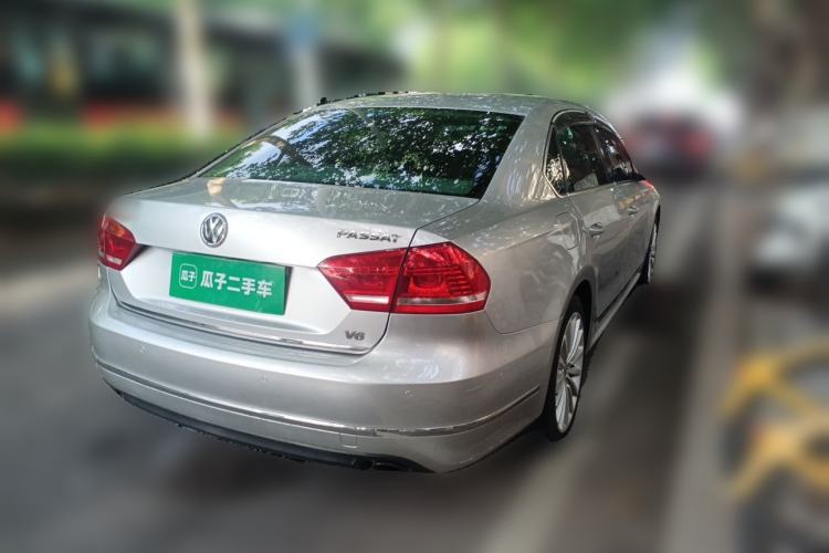 Used Volkswagen Passat 2011 3.0L V6 DSG Flagship Edition Rear Right 45 Deg