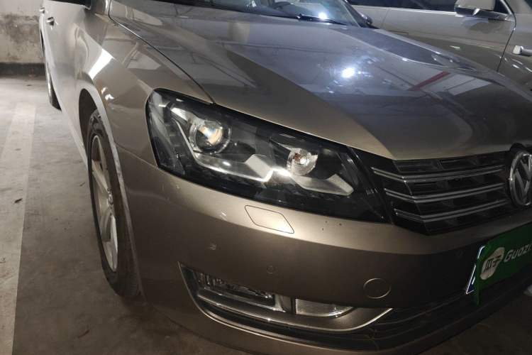 Used Volkswagen Passat 2011 2.0 TSI DSG Premium Edition Right Front Headlight